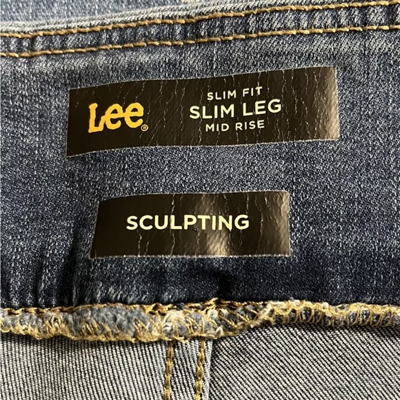 Lee Women's Jeans, Blue Denim Slim Fit/Slim Leg/Mid Rise/Sculpting, Sz 16 Short - Picture 3 of 4
